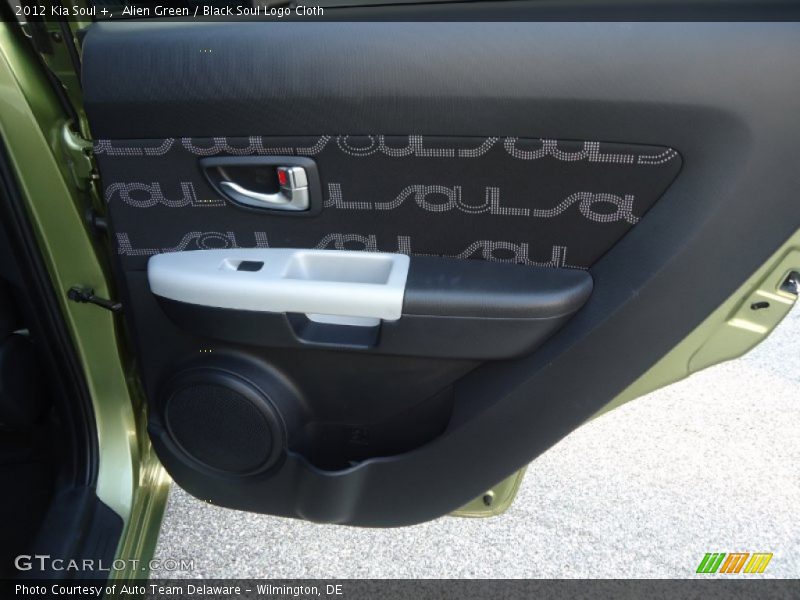 Alien Green / Black Soul Logo Cloth 2012 Kia Soul +