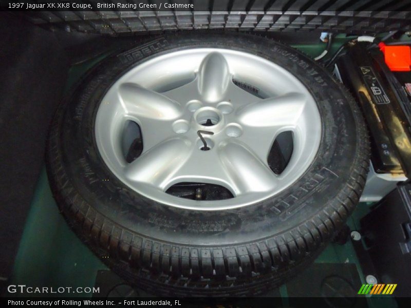  1997 XK XK8 Coupe Wheel