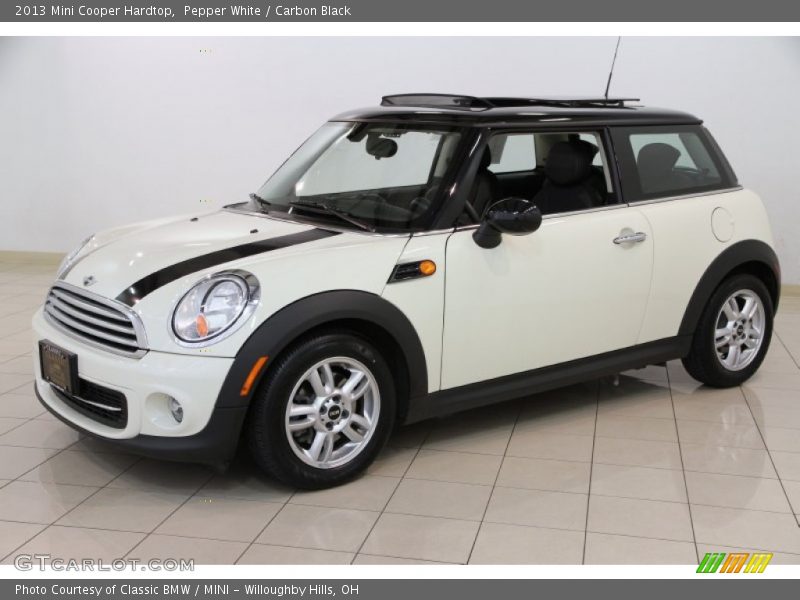 Pepper White / Carbon Black 2013 Mini Cooper Hardtop