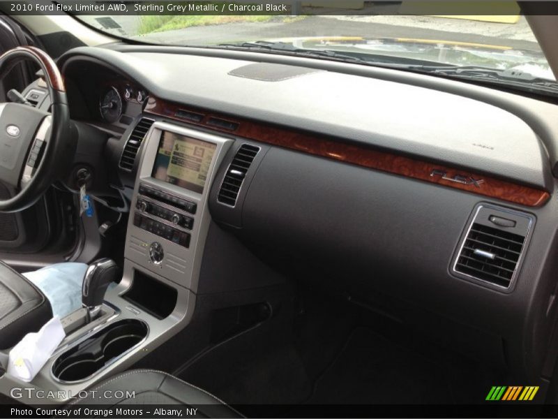 Sterling Grey Metallic / Charcoal Black 2010 Ford Flex Limited AWD