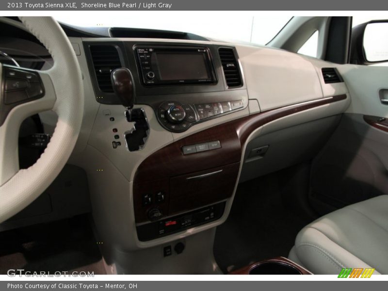 Shoreline Blue Pearl / Light Gray 2013 Toyota Sienna XLE
