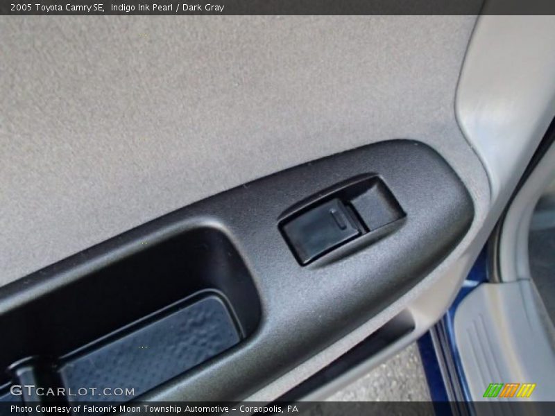 Indigo Ink Pearl / Dark Gray 2005 Toyota Camry SE