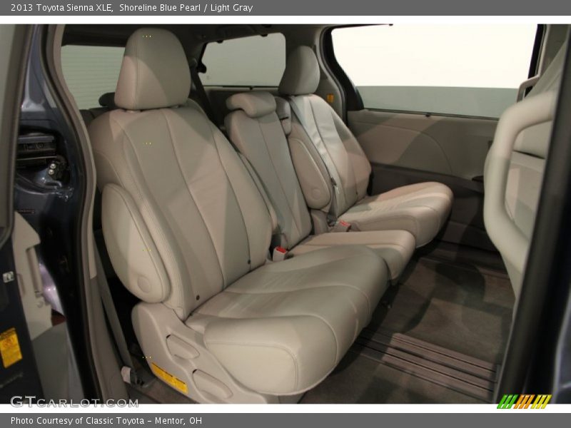 Shoreline Blue Pearl / Light Gray 2013 Toyota Sienna XLE