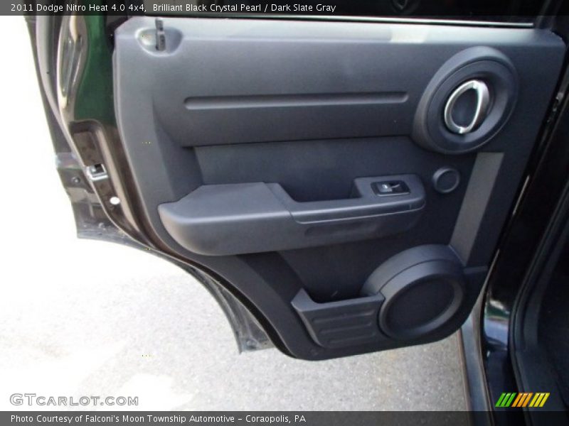 Brilliant Black Crystal Pearl / Dark Slate Gray 2011 Dodge Nitro Heat 4.0 4x4