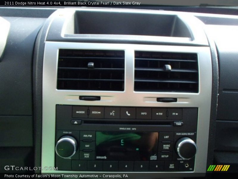 Brilliant Black Crystal Pearl / Dark Slate Gray 2011 Dodge Nitro Heat 4.0 4x4