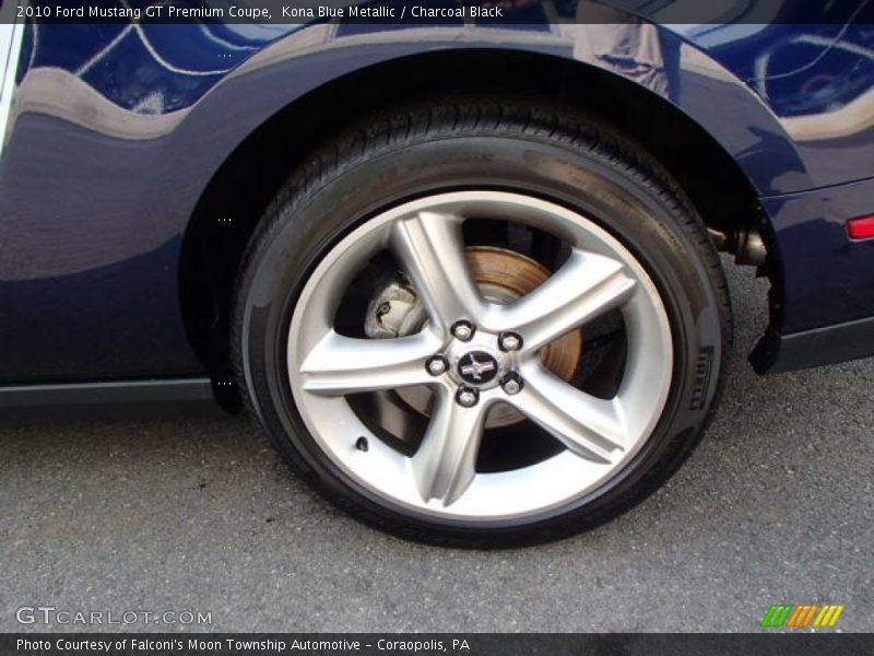 Kona Blue Metallic / Charcoal Black 2010 Ford Mustang GT Premium Coupe