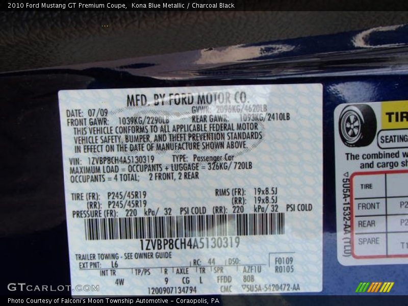 Kona Blue Metallic / Charcoal Black 2010 Ford Mustang GT Premium Coupe