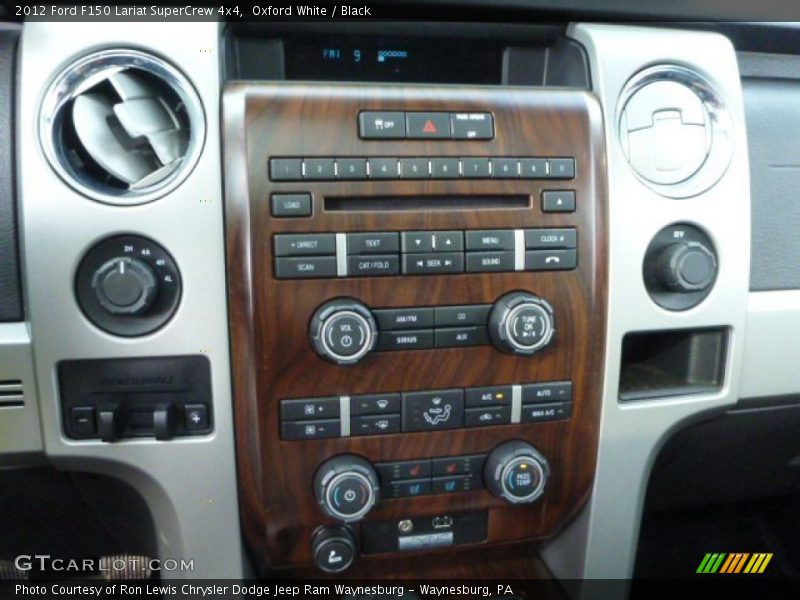 Oxford White / Black 2012 Ford F150 Lariat SuperCrew 4x4