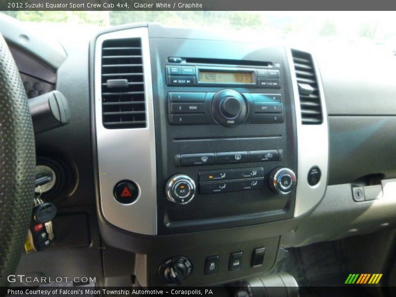 Glacier White / Graphite 2012 Suzuki Equator Sport Crew Cab 4x4