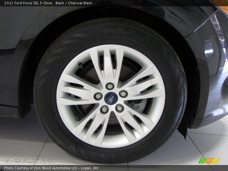 Black / Charcoal Black 2012 Ford Focus SEL 5-Door