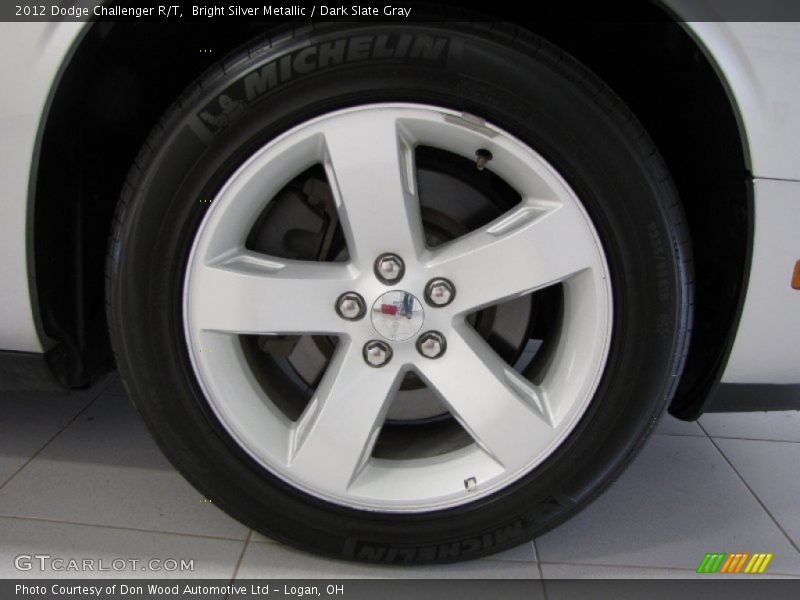 Bright Silver Metallic / Dark Slate Gray 2012 Dodge Challenger R/T