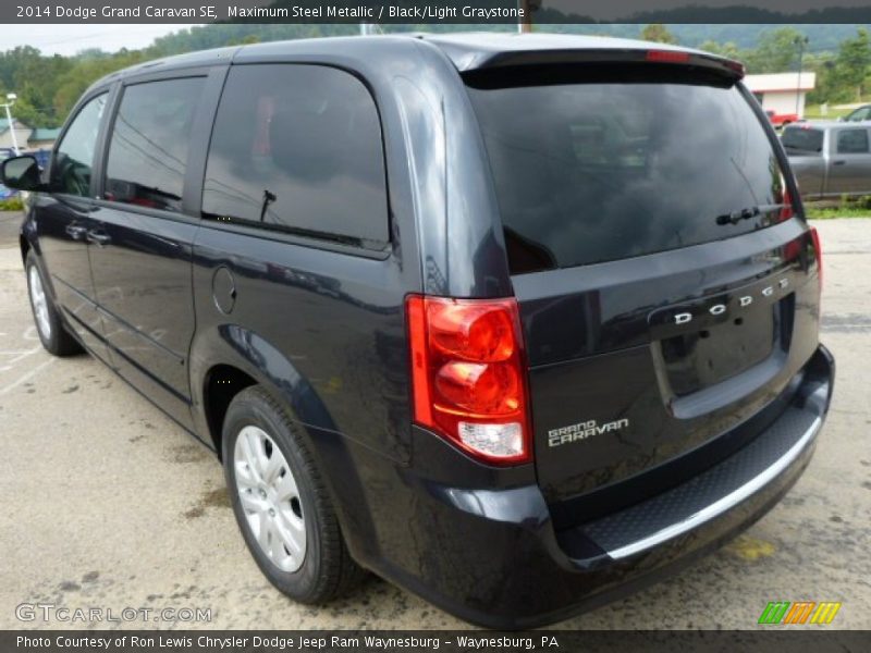 Maximum Steel Metallic / Black/Light Graystone 2014 Dodge Grand Caravan SE