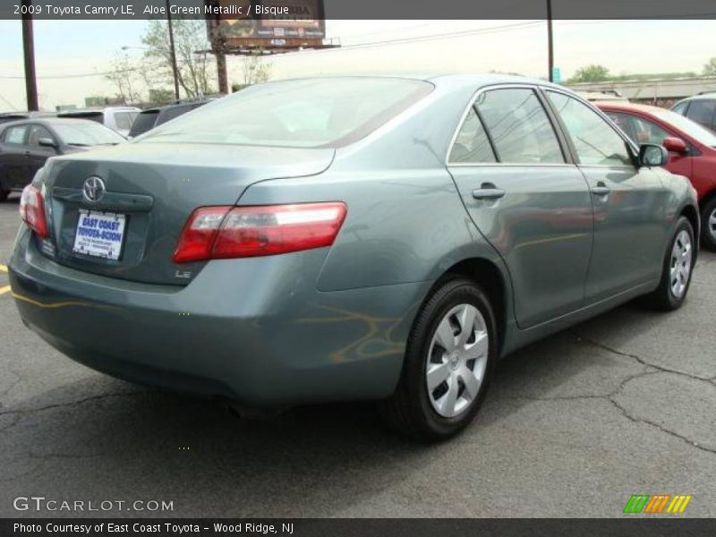 Aloe Green Metallic / Bisque 2009 Toyota Camry LE