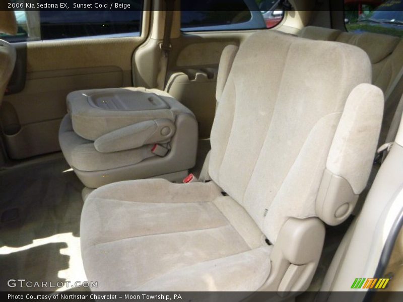 Sunset Gold / Beige 2006 Kia Sedona EX