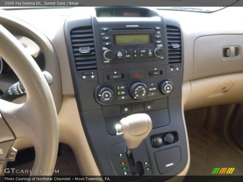 Sunset Gold / Beige 2006 Kia Sedona EX