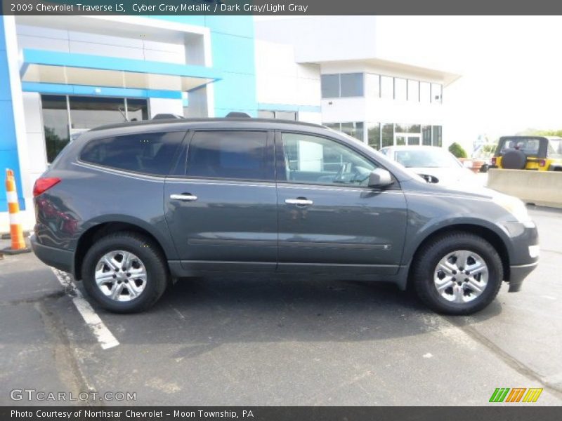 Cyber Gray Metallic / Dark Gray/Light Gray 2009 Chevrolet Traverse LS