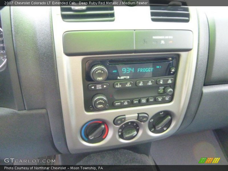 Deep Ruby Red Metallic / Medium Pewter 2007 Chevrolet Colorado LT Extended Cab