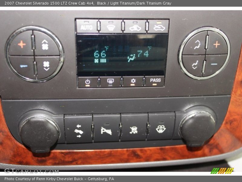 Black / Light Titanium/Dark Titanium Gray 2007 Chevrolet Silverado 1500 LTZ Crew Cab 4x4