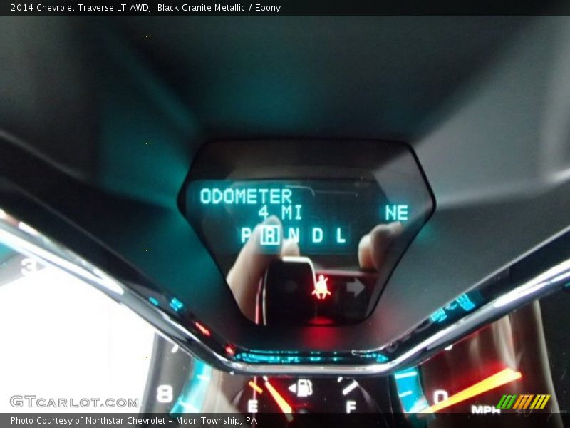 Black Granite Metallic / Ebony 2014 Chevrolet Traverse LT AWD