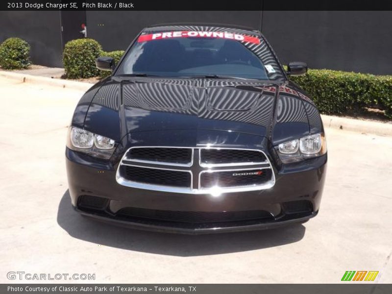 Pitch Black / Black 2013 Dodge Charger SE