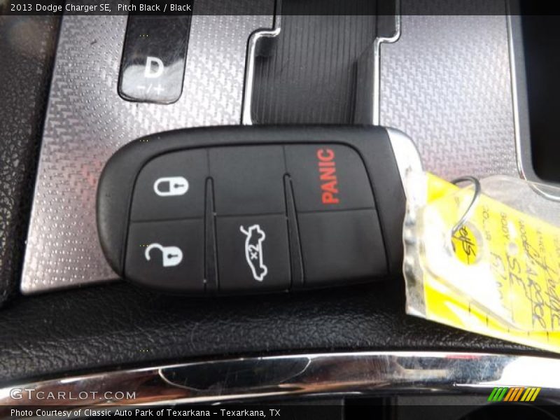 Pitch Black / Black 2013 Dodge Charger SE