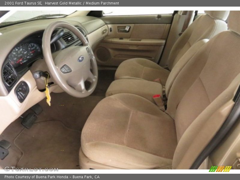 Harvest Gold Metallic / Medium Parchment 2001 Ford Taurus SE