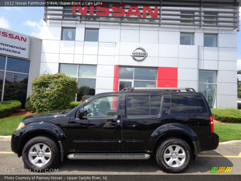 Super Black / Cafe Latte 2012 Nissan Pathfinder S 4x4