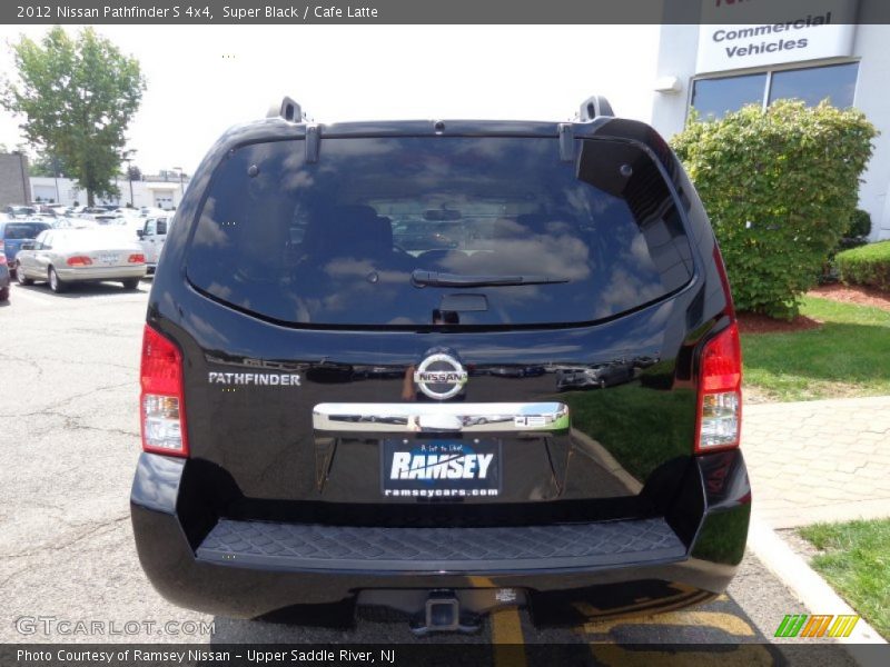 Super Black / Cafe Latte 2012 Nissan Pathfinder S 4x4