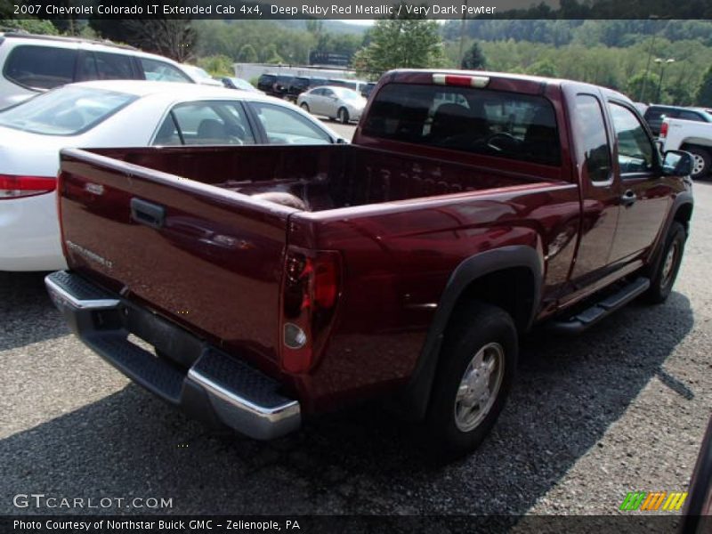 Deep Ruby Red Metallic / Very Dark Pewter 2007 Chevrolet Colorado LT Extended Cab 4x4