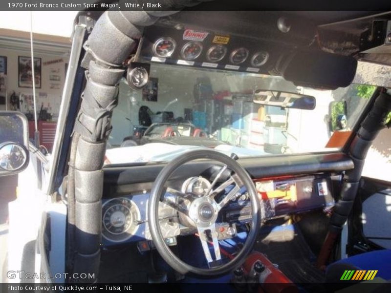 Dashboard of 1970 Bronco Custom Sport Wagon