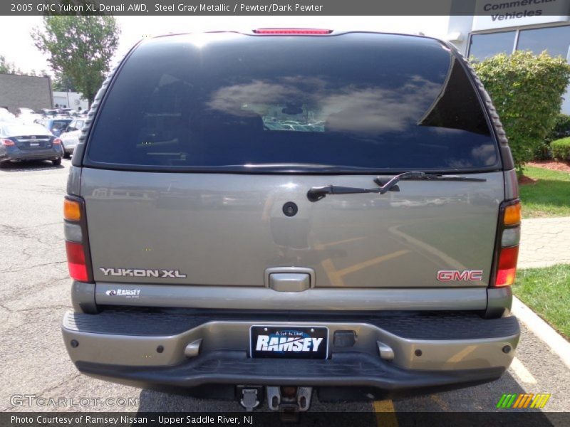 Steel Gray Metallic / Pewter/Dark Pewter 2005 GMC Yukon XL Denali AWD