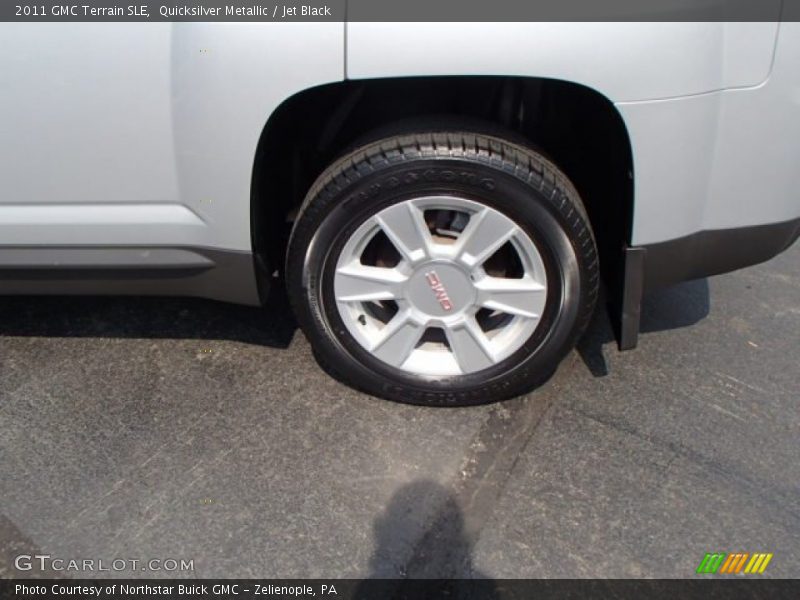 Quicksilver Metallic / Jet Black 2011 GMC Terrain SLE