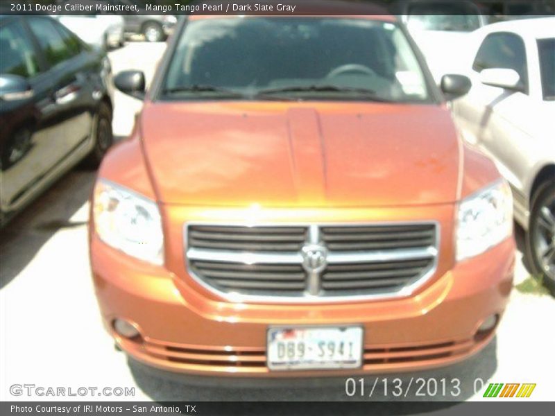 Mango Tango Pearl / Dark Slate Gray 2011 Dodge Caliber Mainstreet