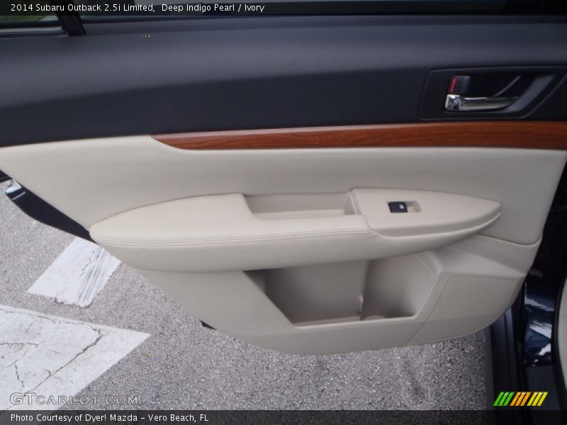 Deep Indigo Pearl / Ivory 2014 Subaru Outback 2.5i Limited