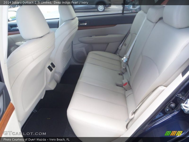 Deep Indigo Pearl / Ivory 2014 Subaru Outback 2.5i Limited