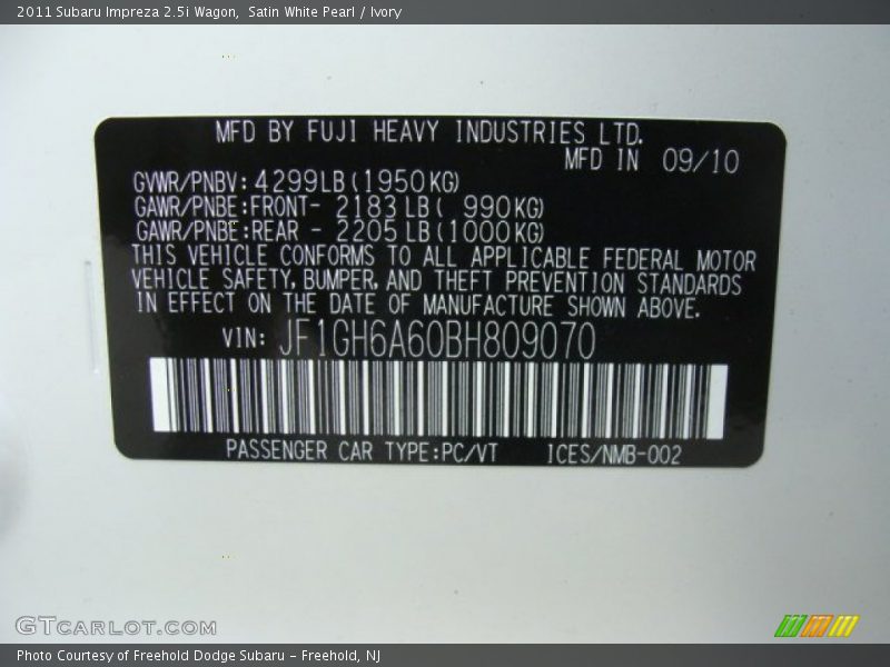 Satin White Pearl / Ivory 2011 Subaru Impreza 2.5i Wagon
