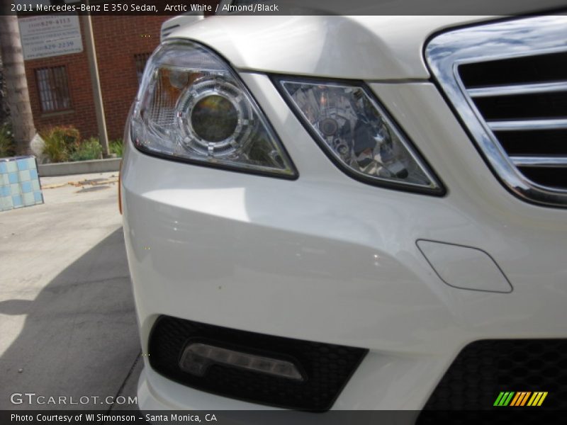 Arctic White / Almond/Black 2011 Mercedes-Benz E 350 Sedan