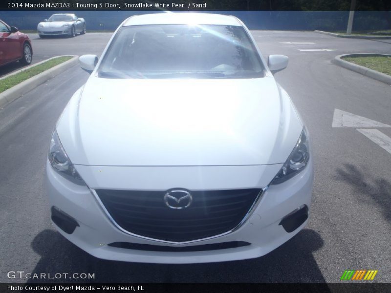 Snowflake White Pearl / Sand 2014 Mazda MAZDA3 i Touring 5 Door
