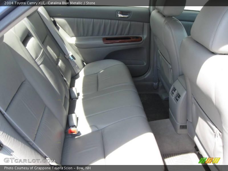 Catalina Blue Metallic / Stone 2004 Toyota Camry XLE