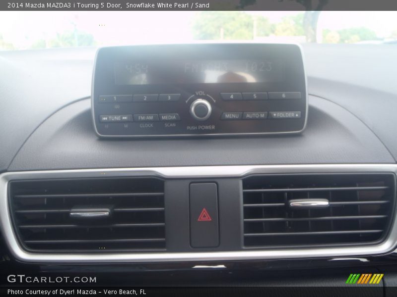 Snowflake White Pearl / Sand 2014 Mazda MAZDA3 i Touring 5 Door