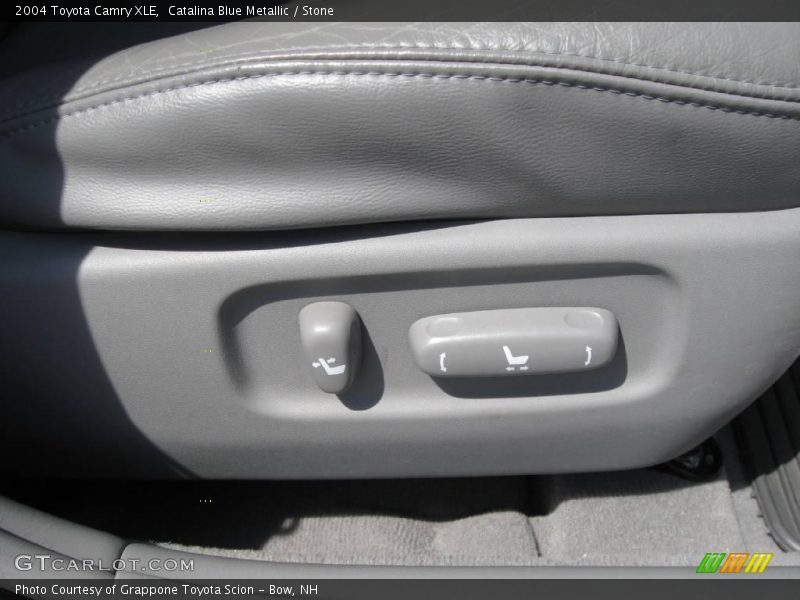 Catalina Blue Metallic / Stone 2004 Toyota Camry XLE