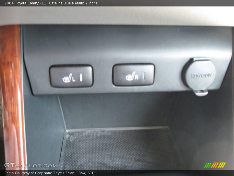 Catalina Blue Metallic / Stone 2004 Toyota Camry XLE