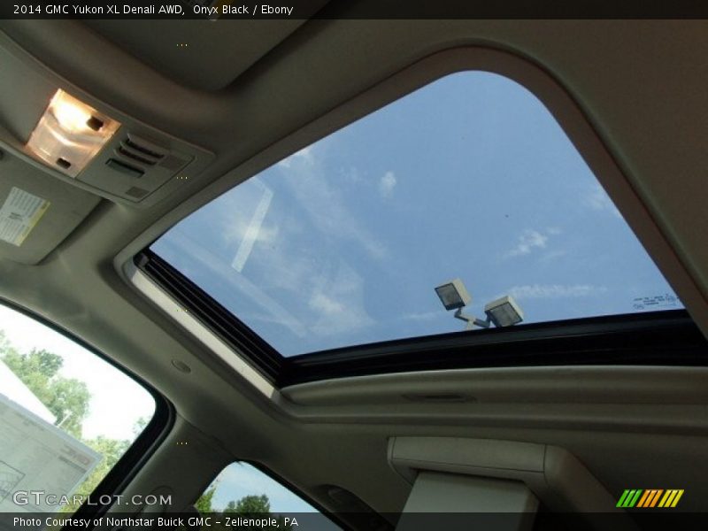 Sunroof of 2014 Yukon XL Denali AWD