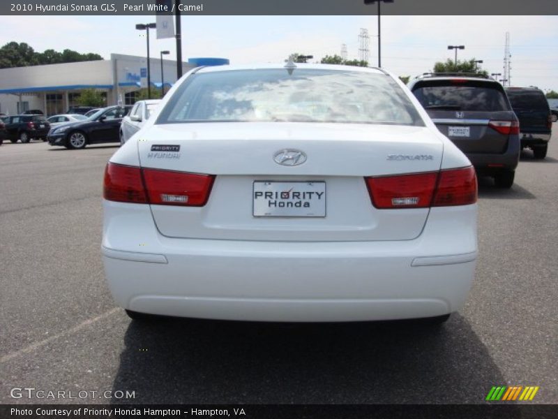Pearl White / Camel 2010 Hyundai Sonata GLS