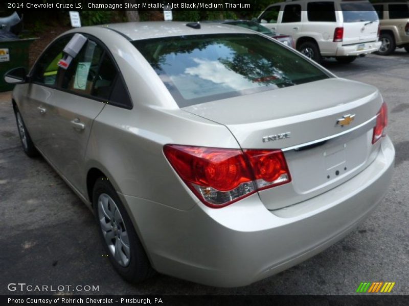 Champagne Silver Metallic / Jet Black/Medium Titanium 2014 Chevrolet Cruze LS