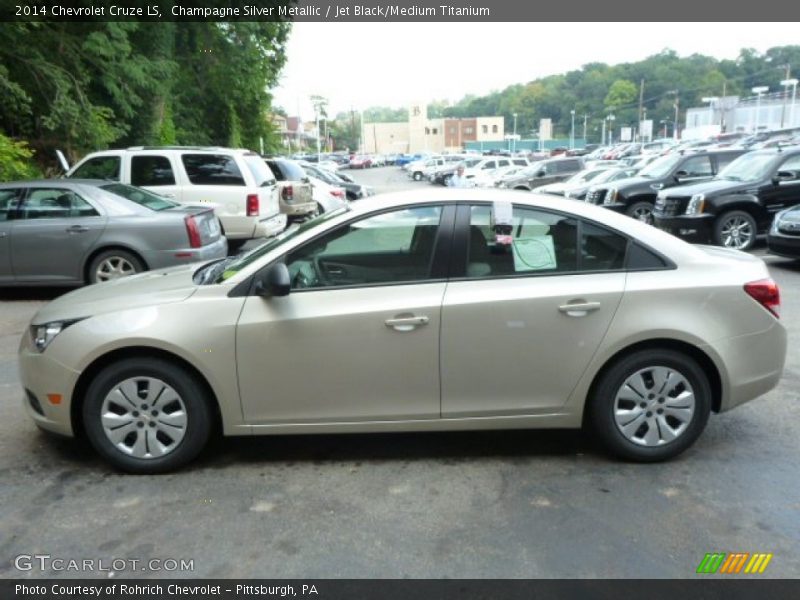 Champagne Silver Metallic / Jet Black/Medium Titanium 2014 Chevrolet Cruze LS