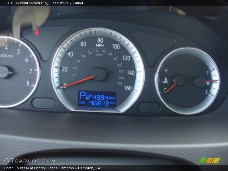 Pearl White / Camel 2010 Hyundai Sonata GLS