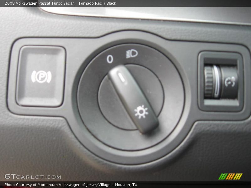 Tornado Red / Black 2008 Volkswagen Passat Turbo Sedan