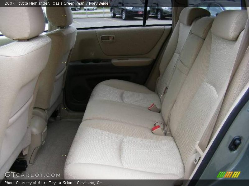Oasis Green Pearl / Ivory Beige 2007 Toyota Highlander