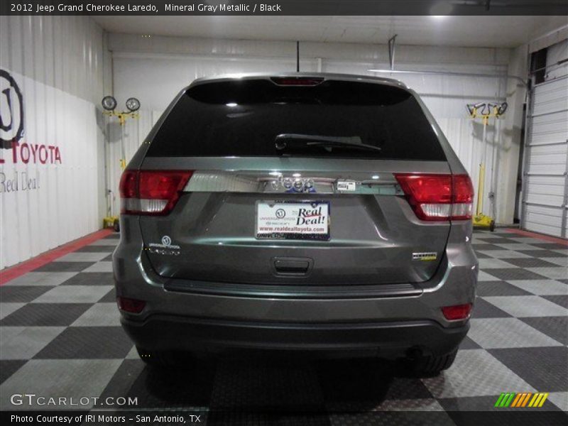 Mineral Gray Metallic / Black 2012 Jeep Grand Cherokee Laredo